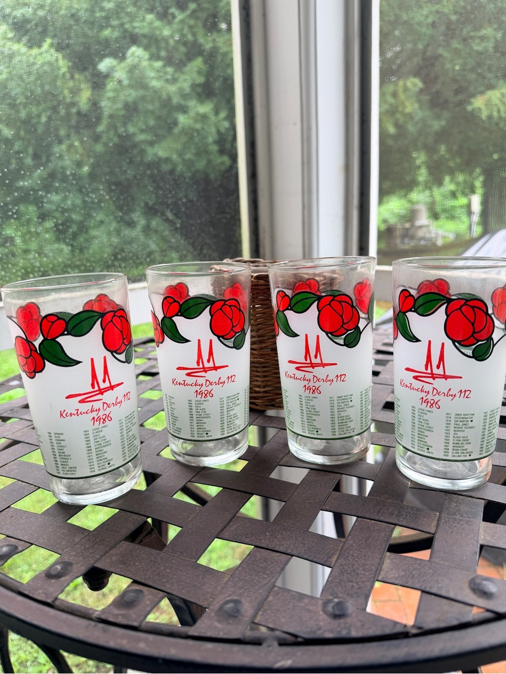 Kentucky Derby 1986 Red Rose Commemorative Glasses - Set of 4